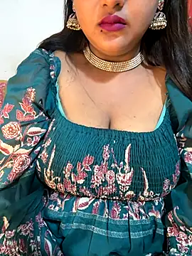 Snapshot of Ayesha_mahi chatting on October 20, 2025, 2:45 am Ayesha mahi online show from October 20, 2025, 2:45 am