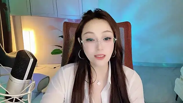 Daisy-77 online show from September 28, 2025, 12:54 pm