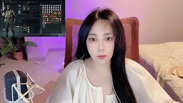 Daisy-77 online show from April 22, 2026, 11:56 am