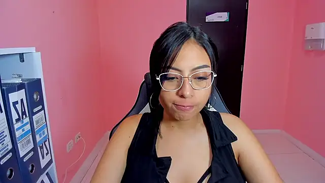 AlanaPetterson online show from December 14, 2024, 12:55 pm