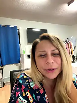 Hotslut187 online show from January 11, 2026, 11:37 am