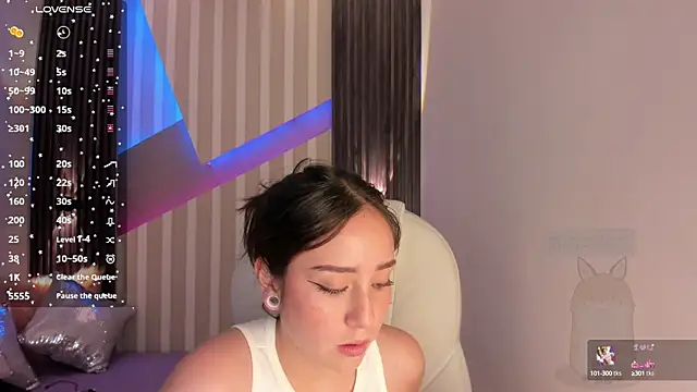 emily layton online show from December 28, 2024, 11:59 pm