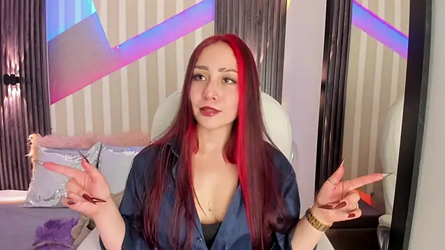 emily layton online show from October 30, 2025, 2:40 pm