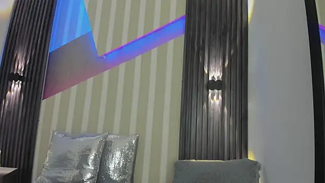 emily layton online show from February 3, 2026, 9:47 am