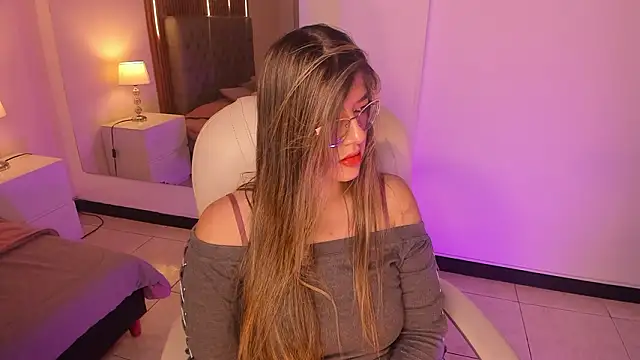 SEXMILLA  online show from March 4, 2026, 9:21 pm