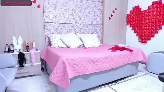 melody brunnet online show from March 22, 2025, 2:03 pm