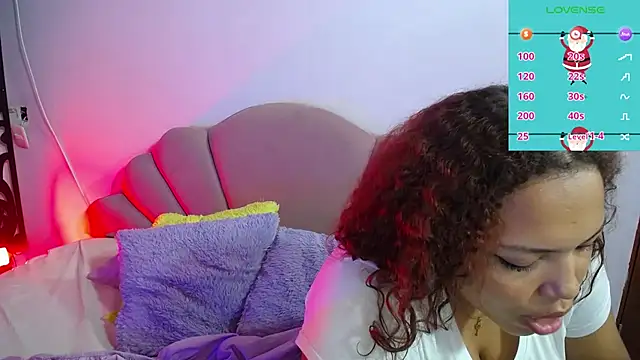 Snapshot of horny_babyss chatting on December 19, 2025, 1:45 am horny babyss online show from December 19, 2025, 1:45 am