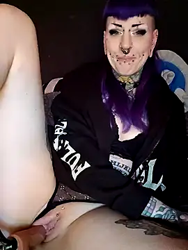 Snapshot of Purple_Coffin666 chatting on January 28, 2025, 8:57 am Purple Coffin666 online show from January 28, 2025, 8:57 am