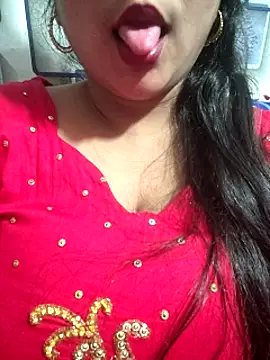 Snapshot of Jeenat_ chatting on December 2, 2024, 3:58 am Jeenat online show from December 2, 2024, 3:58 am