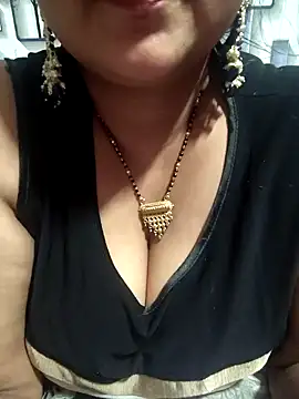 Snapshot of Jeenat_ chatting on December 9, 2024, 6:57 pm Jeenat online show from December 9, 2024, 6:57 pm