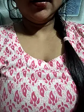 Snapshot of Jeenat_ chatting on December 18, 2024, 6:46 pm Jeenat online show from December 18, 2024, 6:46 pm