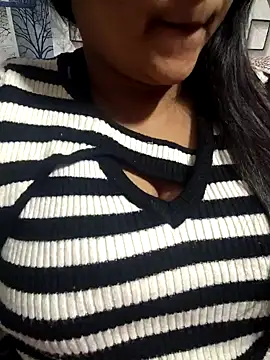 Snapshot of Jeenat_ chatting on December 31, 2024, 8:56 pm Jeenat online show from December 31, 2024, 8:56 pm