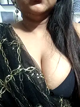Snapshot of Jeenat_ chatting on February 3, 2025, 6:07 pm Jeenat online show from February 3, 2025, 6:07 pm