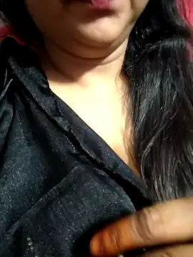 Snapshot of Jeenat_ chatting on February 4, 2025, 10:55 pm Jeenat online show from February 4, 2025, 10:55 pm