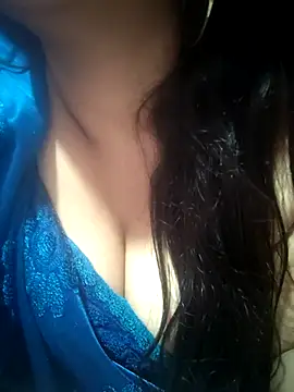 Snapshot of Jeenat_ chatting on February 25, 2025, 9:46 pm Jeenat online show from February 25, 2025, 9:46 pm