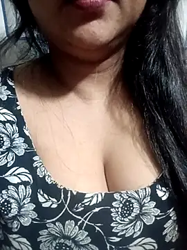 Snapshot of Jeenat_ chatting on March 5, 2025, 7:06 pm Jeenat online show from March 5, 2025, 7:06 pm