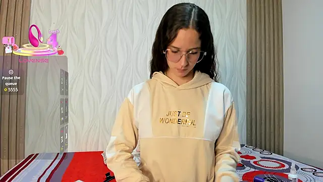  ashleymiller online show from February 24, 2026, 7:12 pm