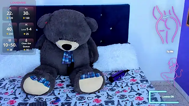 FelinaJohnson online show from January 20, 2025, 5:06 pm