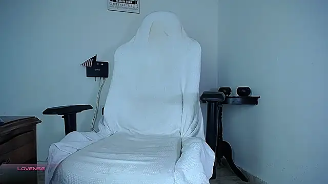 Snapshot of diamond_black00 chatting on February 12, 2026, 10:05 pm diamond black00 online show from February 12, 2026, 10:05 pm