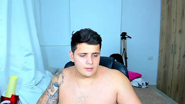 jhonstark09 online show from March 9, 2025, 11:56 pm