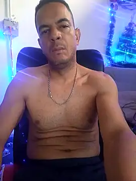 latinmartin73 online show from December 8, 2024, 4:18 pm
