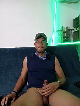 latinmartin73 online show from March 2, 2025, 2:41 am