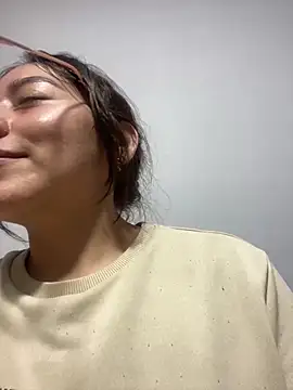 kittyfresita online show from January 7, 2025, 5:54 am