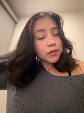 Snapshot of kittyfresita chatting on October 19, 2025, 5:19 am kittyfresita online show from October 19, 2025, 5:19 am