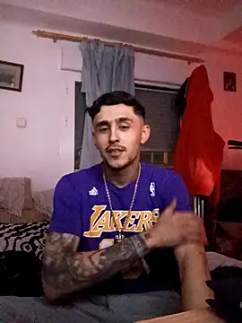 jovenestraviesos online show from March 13, 2025, 6:56 pm