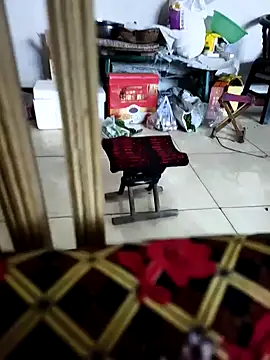 huzi518 online show from February 13, 2025, 8:48 am