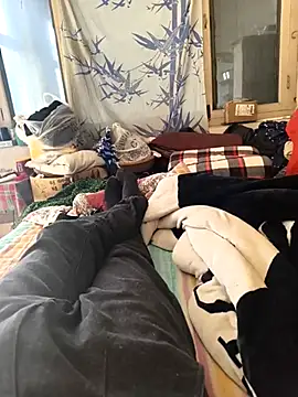 huzi518 online show from February 14, 2025, 3:11 am