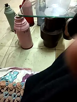 huzi518 online show from February 14, 2025, 12:57 pm