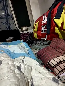 huzi518 online show from February 16, 2025, 4:21 pm