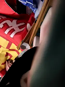 huzi518 online show from February 17, 2025, 11:20 pm