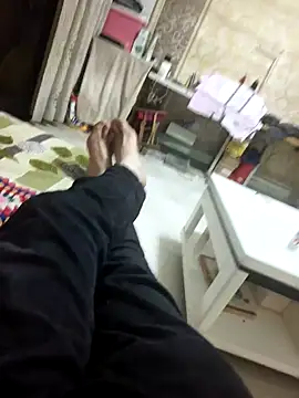 huzi518 online show from February 21, 2025, 2:06 pm