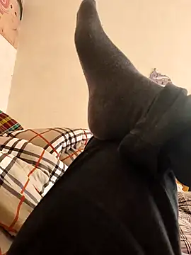 huzi518 online show from February 26, 2025, 7:42 am