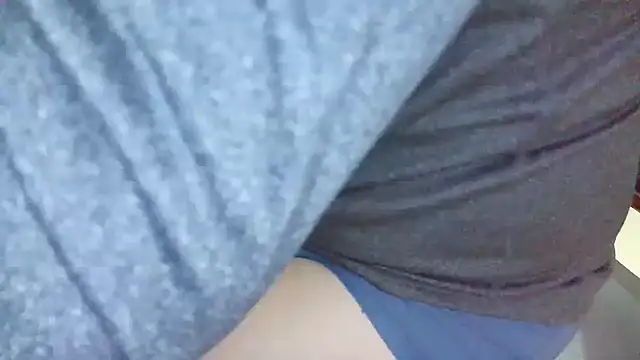 huzi518 online show from March 17, 2025, 4:33 pm