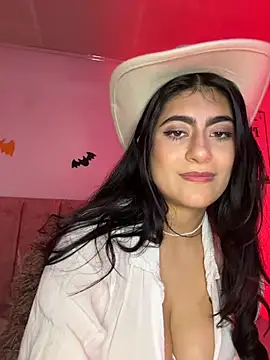 Snapshot of miakhalifaaa_ chatting on October 29, 2025, 7:37 pm miakhalifaaa online show from October 29, 2025, 7:37 pm