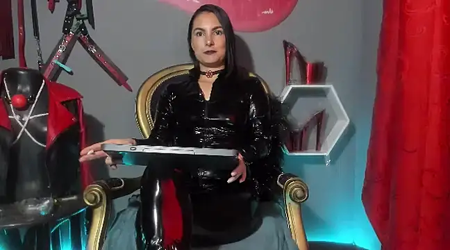 zoeharryzon online show from February 25, 2025, 9:13 pm