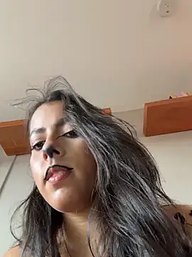 Snapshot of DakotaShelby chatting on October 29, 2025, 10:11 pm DakotaShelby online show from October 29, 2025, 10:11 pm