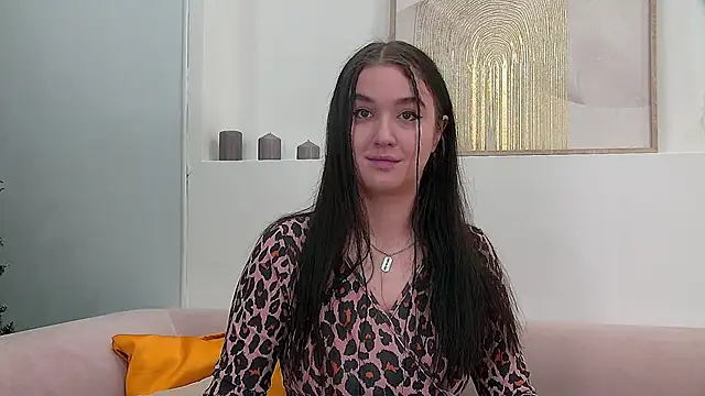 ChristinaMilton online show from December 28, 2024, 6:29 pm