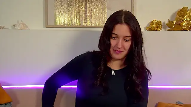 Snapshot of ChristinaMilton chatting on September 25, 2025, 5:44 am ChristinaMilton online show from September 25, 2025, 5:44 am