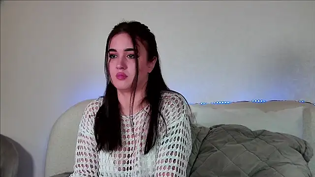 Snapshot of ChristinaMilton chatting on September 26, 2025, 6:34 pm ChristinaMilton online show from September 26, 2025, 6:34 pm