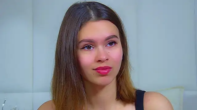 Snapshot of PollyLanders chatting on September 19, 2025, 8:16 am PollyLanders online show from September 19, 2025, 8:16 am