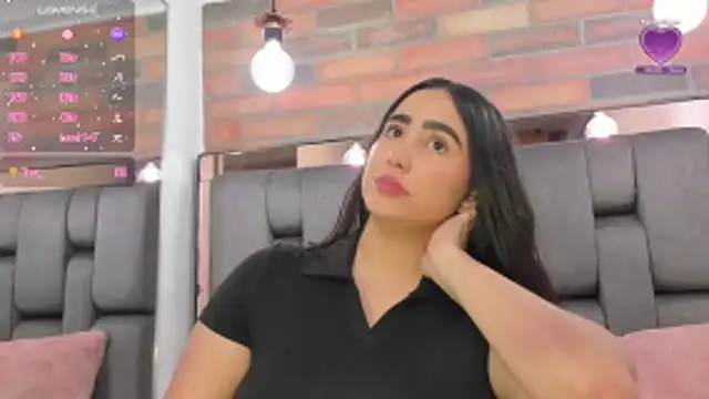 JESSYCORTES online show from June 11, 2026, 12:32 am