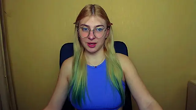 Snapshot of Luna_Lush_ chatting on January 31, 2025, 8:32 am Luna Lush  online show from January 31, 2025, 8:32 am