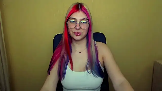 Snapshot of Luna_Lush_ chatting on March 1, 2025, 7:19 am Luna Lush  online show from March 1, 2025, 7:19 am