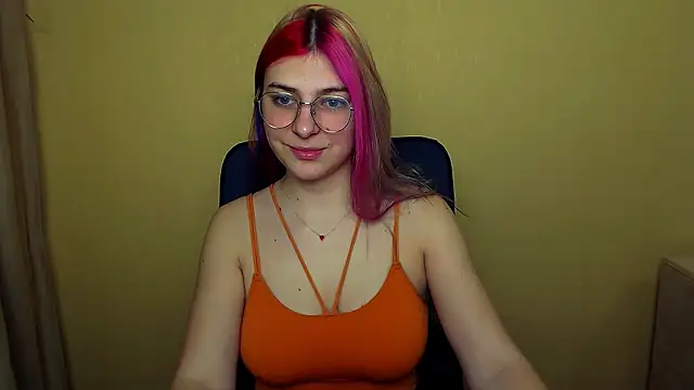 Snapshot of Luna_Lush_ chatting on March 6, 2025, 7:25 am Luna Lush  online show from March 6, 2025, 7:25 am