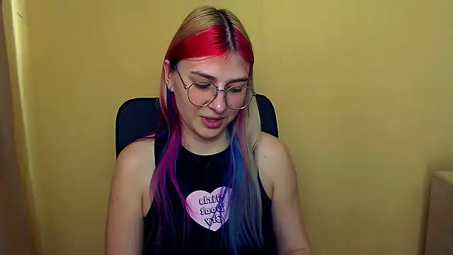 Snapshot of Luna_Lush_ chatting on March 14, 2025, 11:56 am Luna Lush  online show from March 14, 2025, 11:56 am