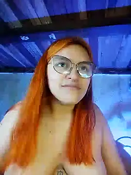 Snapshot of SophiaWeestt99 chatting on January 17, 2025, 4:39 am SophiaWeestt99 online show from January 17, 2025, 4:39 am